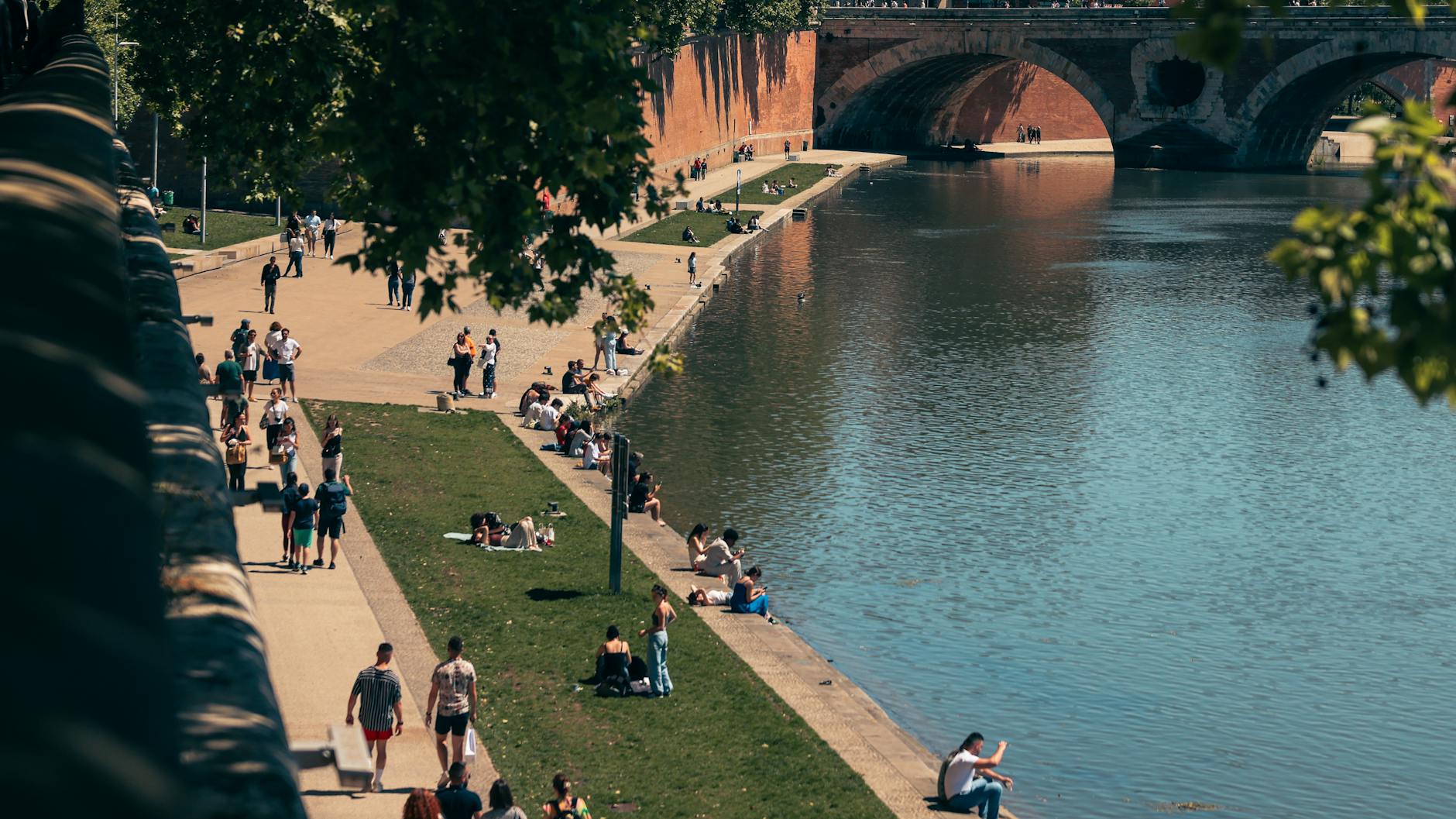Toulouse travel image