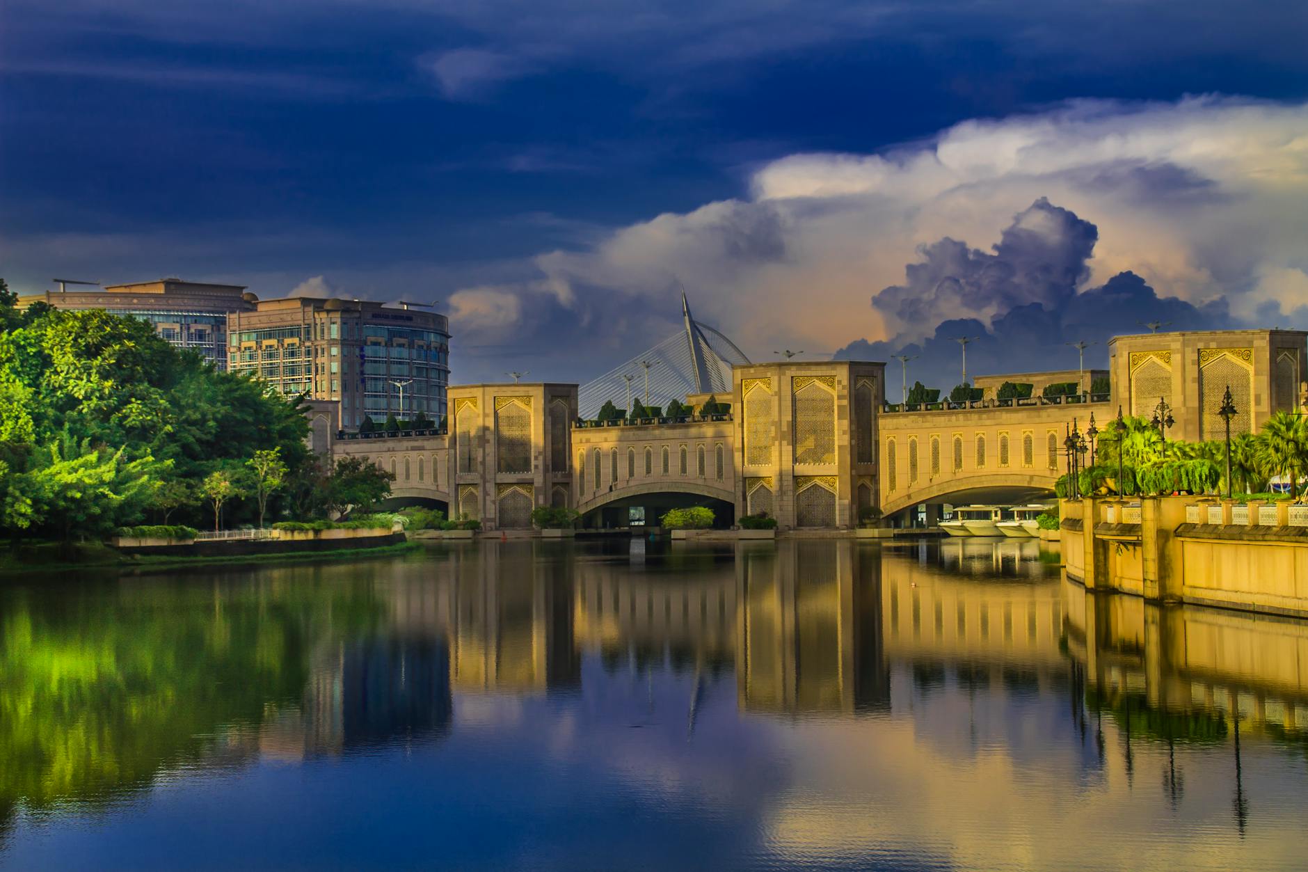Malaysia travel image