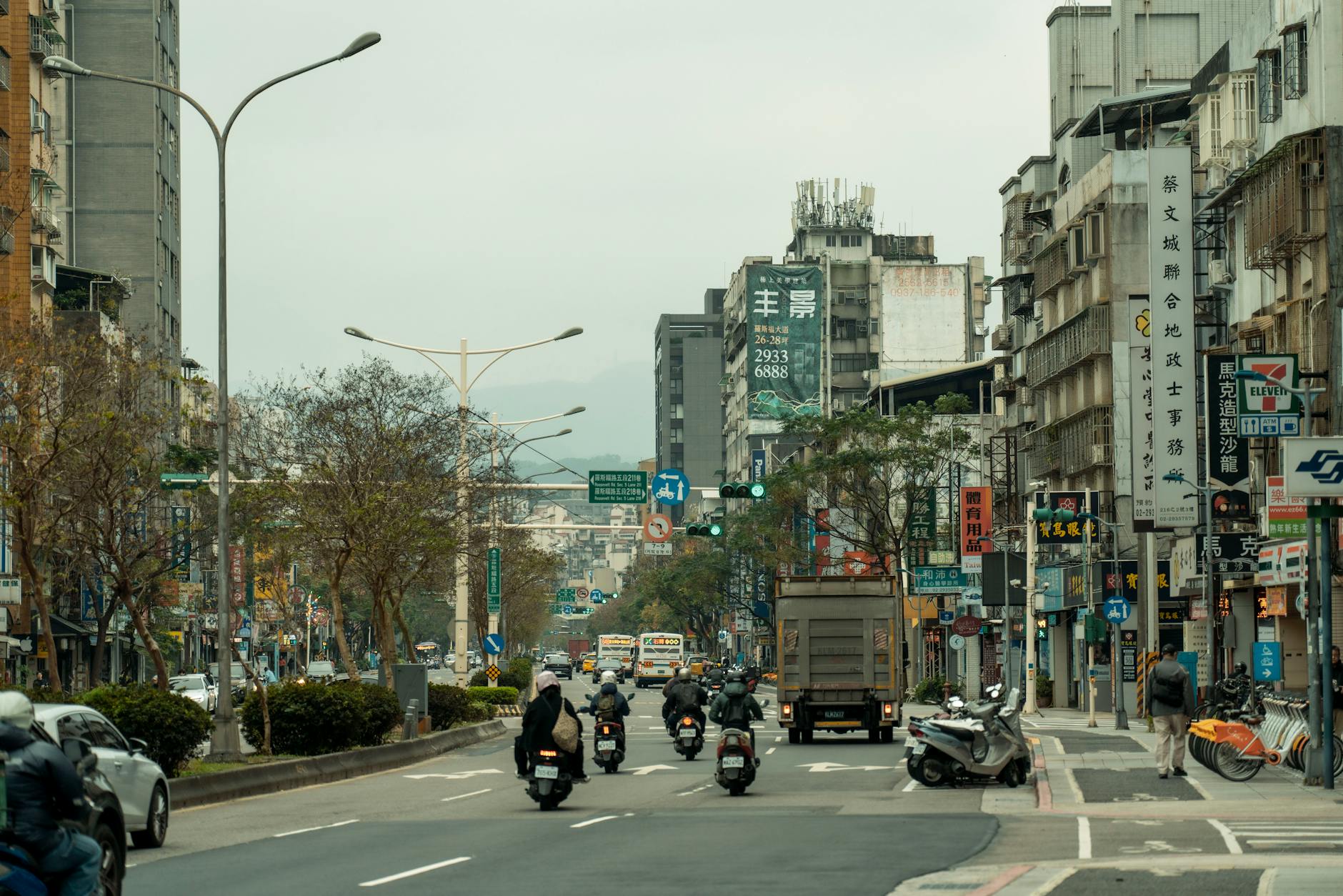 Taiwan travel image